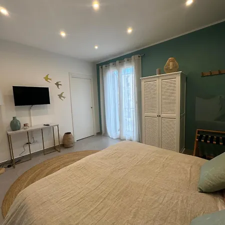 ゲストハウス Anbi House 3*