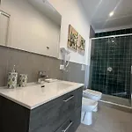 Pensión Anbi House 3*
